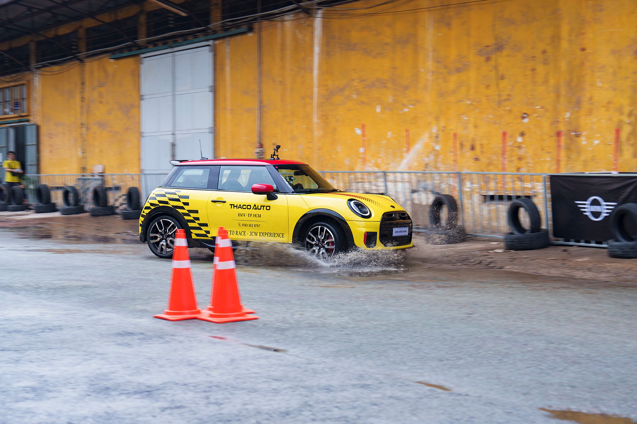 3D JCW 2